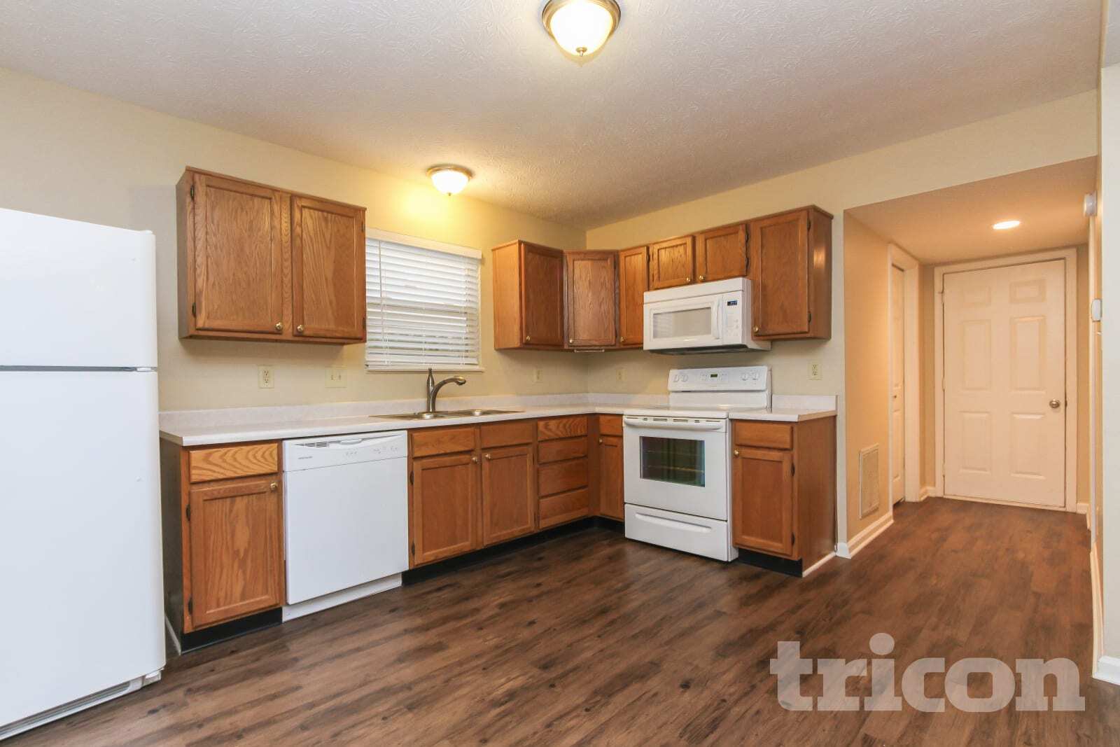 Building Photo - 3713 Mechanicsburg Dr