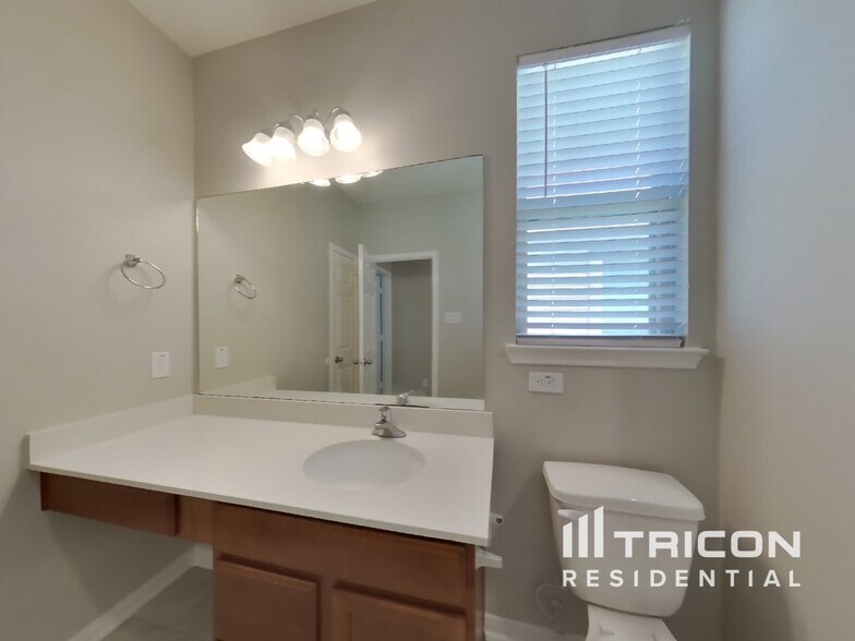 Building Photo - 4702 Westfield Pines Dr