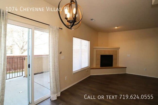 Building Photo - 1074 Cheyenne Villas Point