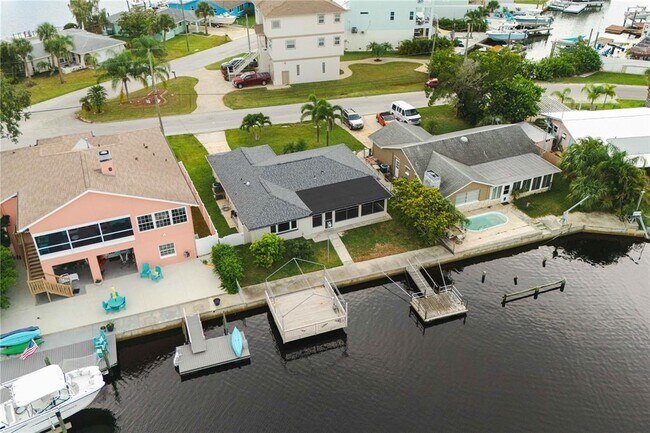 Building Photo - 6617 Harbor Dr