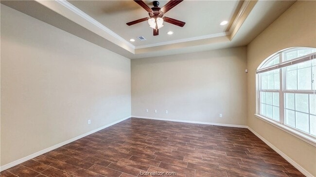 Building Photo - 111 Southland St