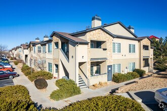 Building Photo - Summerfield Condominiums