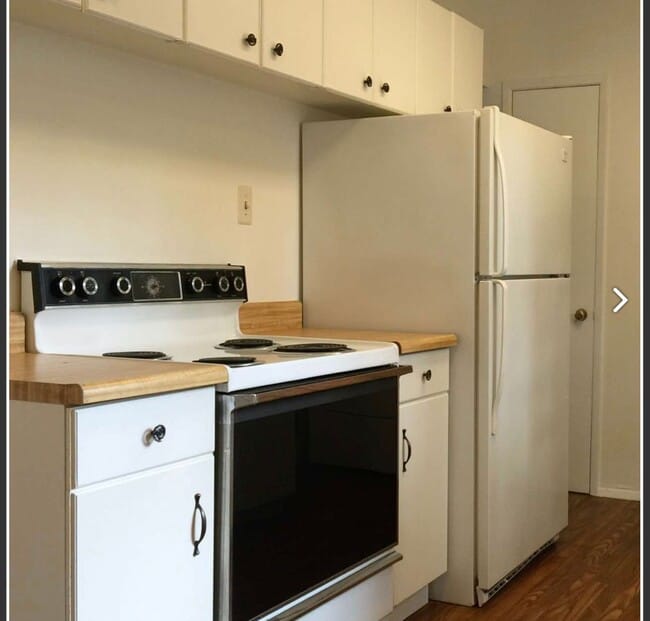 Building Photo - Mid Century 3 bedroom home in Bellevue
