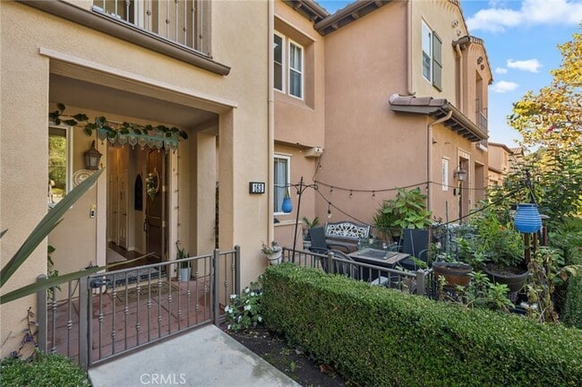 Building Photo - 163 Playa Cir