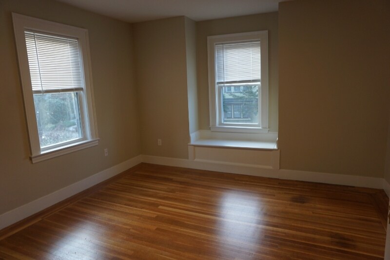 Building Photo - 159 Allston St