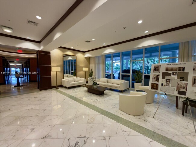 Building Photo - 16699 Collins Ave