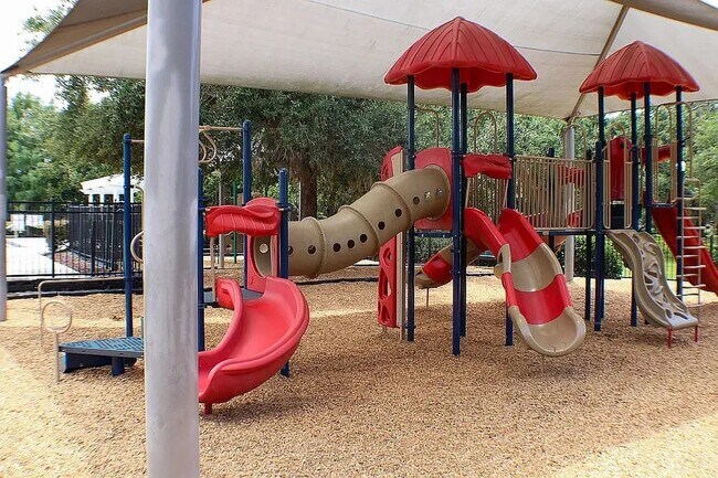 Building Photo - 2341 Betsy Ross Ln