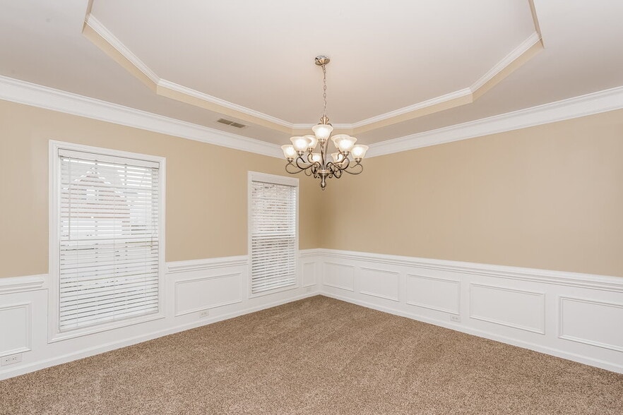 Building Photo - 13633 Porter Creek Rd