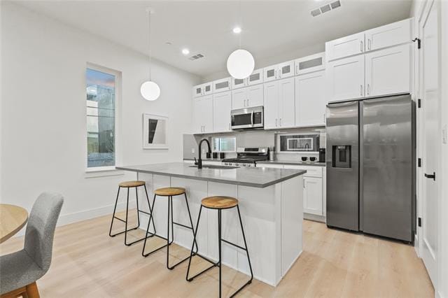 Building Photo - 2101 N Prairie Ave