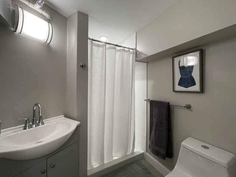 Building Photo - 50 Irving St