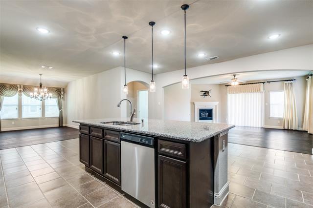 Building Photo - 517 Alice Ln