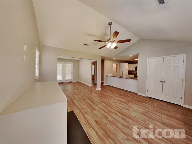 Building Photo - 2112 Saponi Village Ct