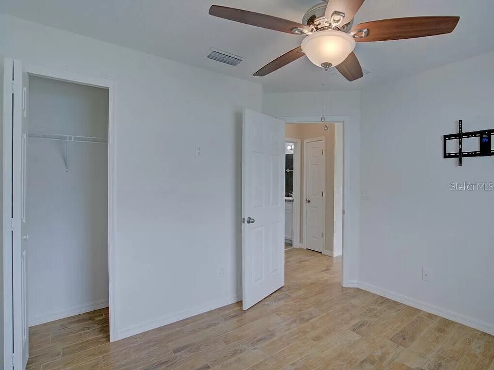 Bedroom-2 View 3 - 1037 Cass Ave