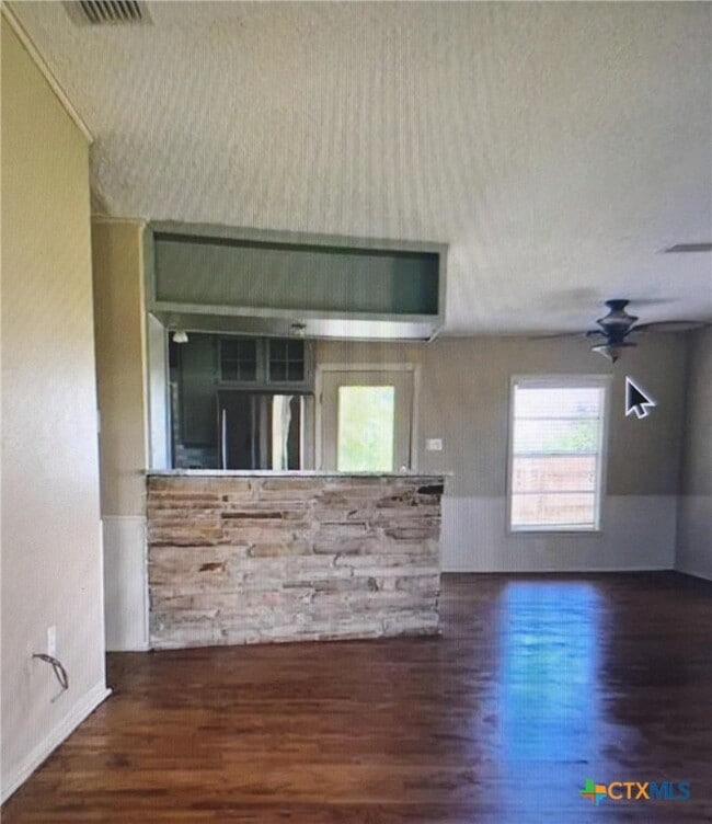 Building Photo - 701 Horace Howard Dr