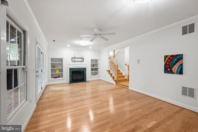Building Photo - 5015 Waple Ln
