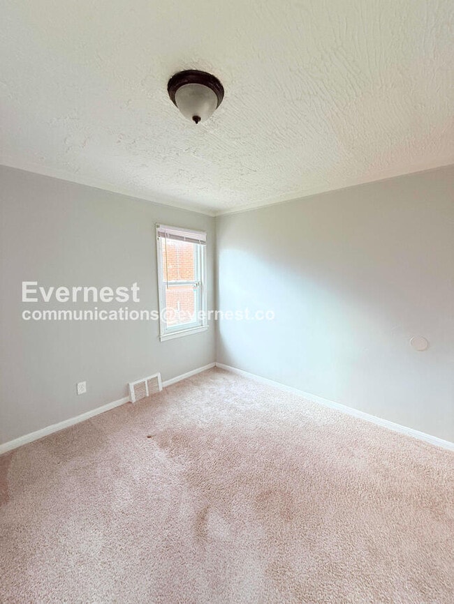 Building Photo - 19180 Trinity St