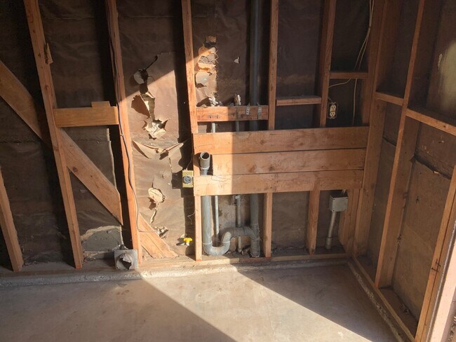 Building Photo - 3013 N. Halfmoon Dr.