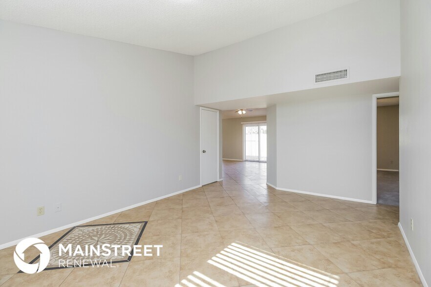 Building Photo - 18419 N 55th Ln