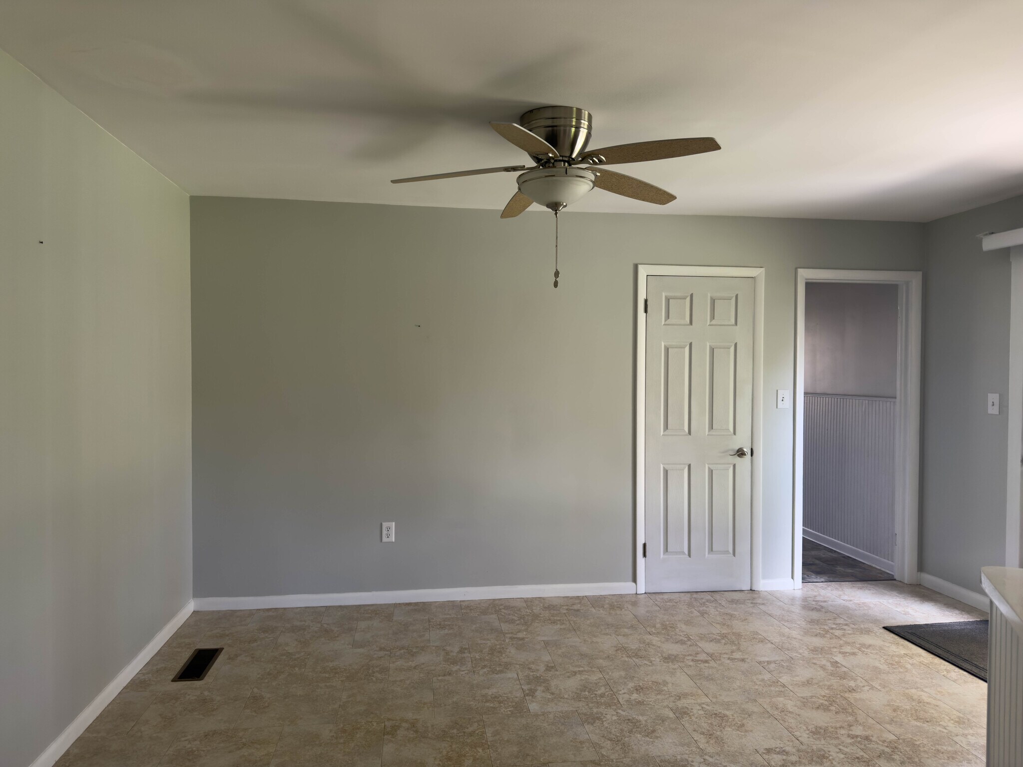 Building Photo - 837 Martin Ave