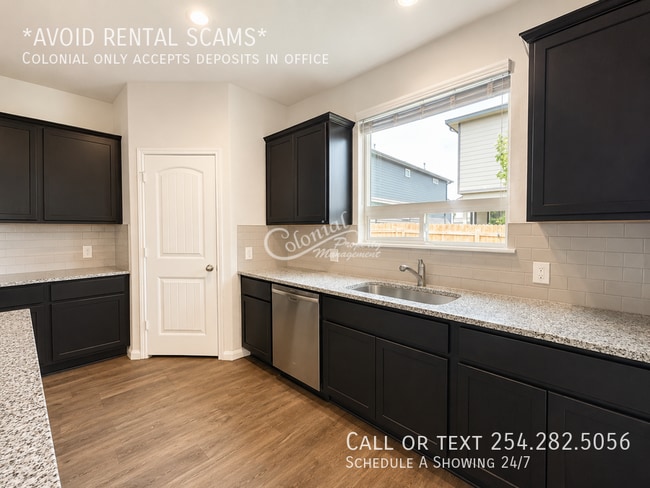 Building Photo - 14109 Frankel Loop