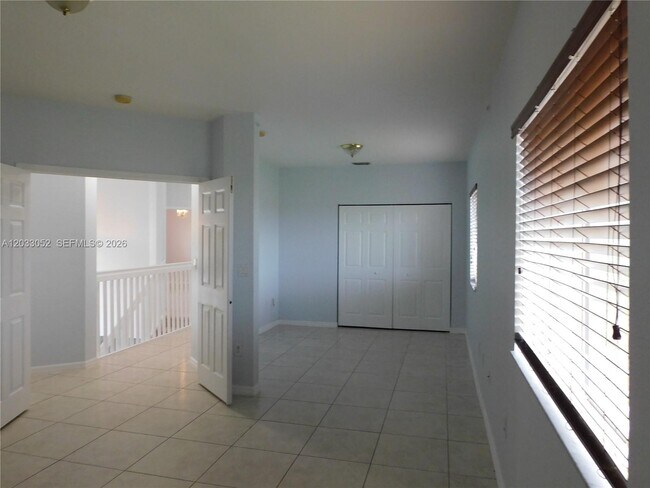 Building Photo - 15002 SW 161st Pl