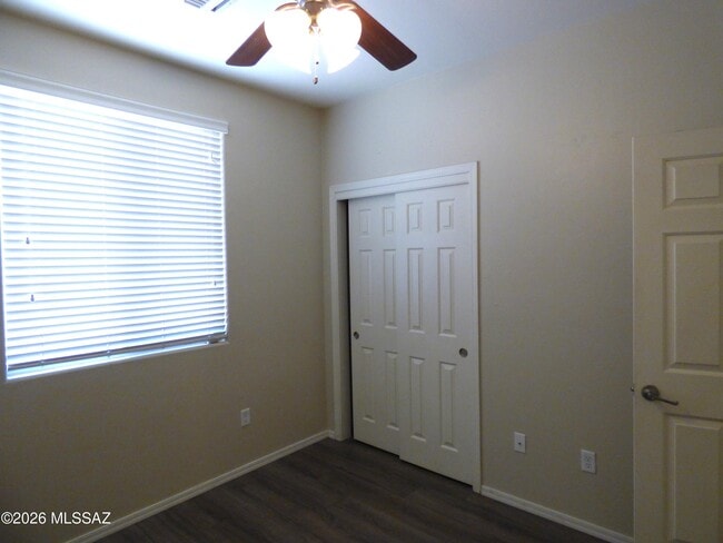Building Photo - 14377 N Bannerstone Ct