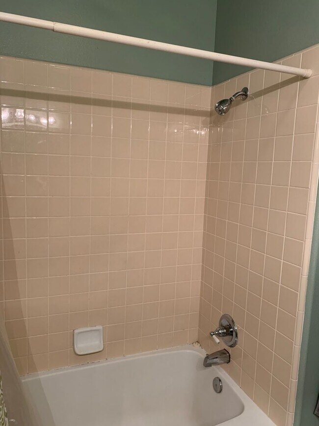 Building Photo - Beautiful Home near Pitts Ranch Park