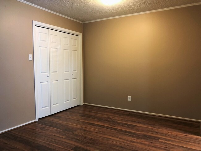 Building Photo - 3513CU