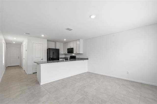 Building Photo - 932 Grebe Dr