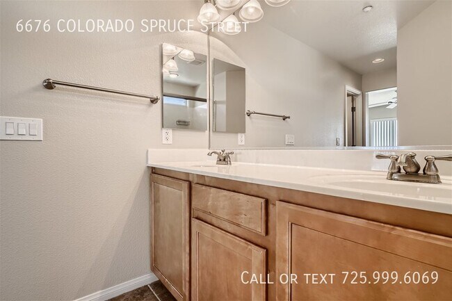 Building Photo - 3-Story Home in Centennial Hills
