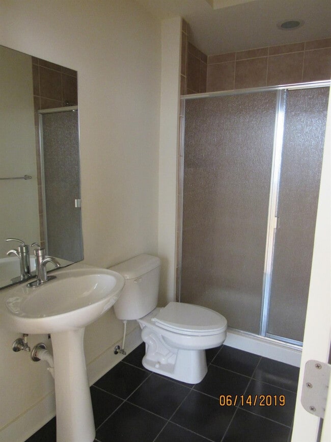 Building Photo - 650 S Mill St