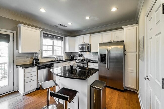 Building Photo - 2286 Limehurst Dr