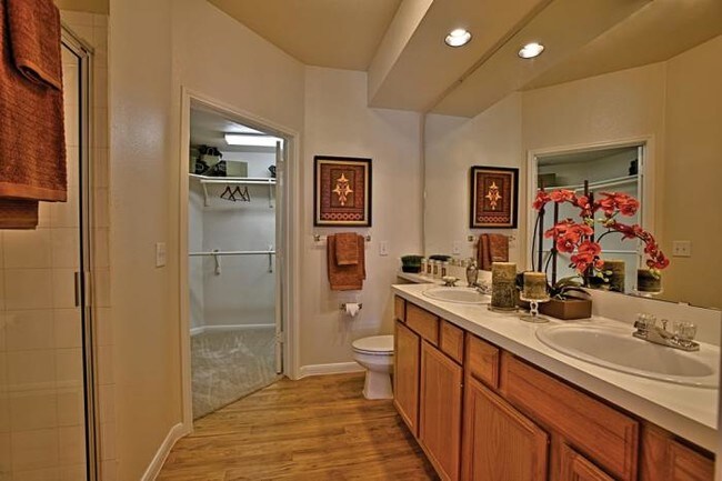 Building Photo - 2 bedroom in Austin TX 78705