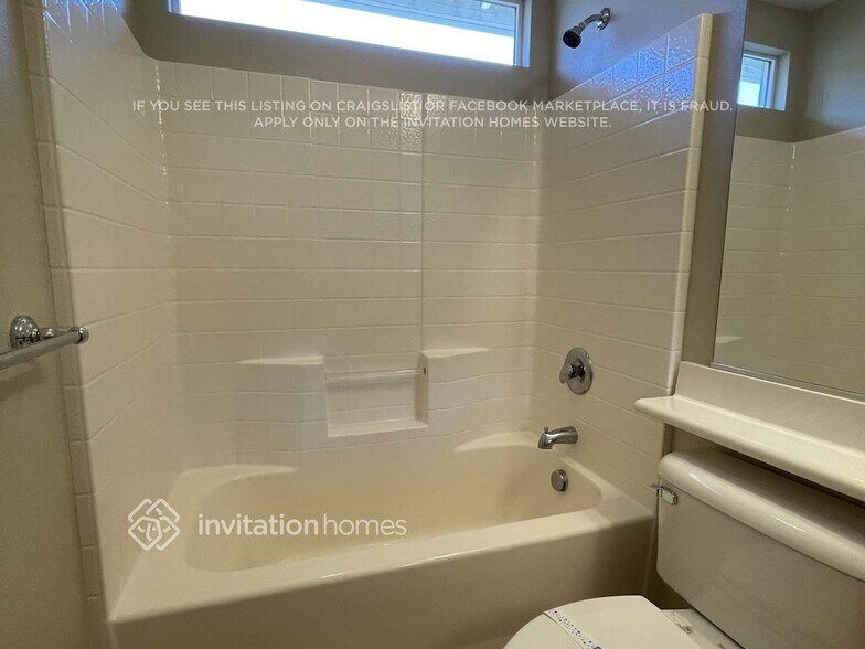 Building Photo - 395 Atlantic Dr