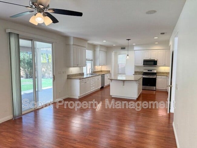 Building Photo - 39877 Worthington Pl
