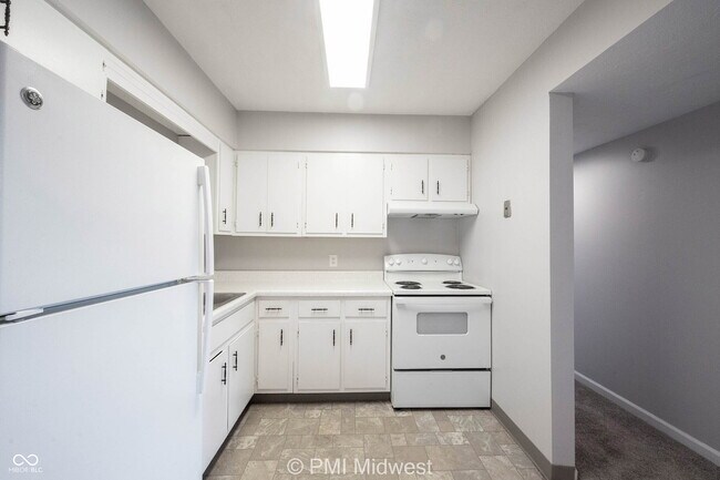 Building Photo - 326 Progress Rd