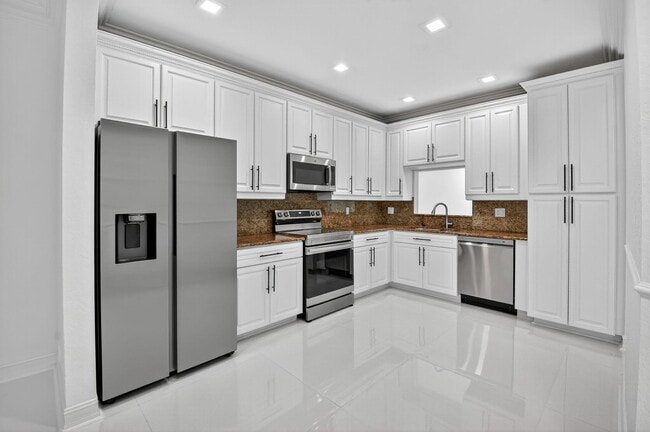 Building Photo - 16081 Poppy Seed Cir