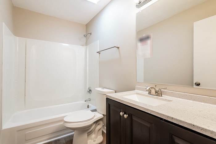 Building Photo - 104 Eldorado Ct