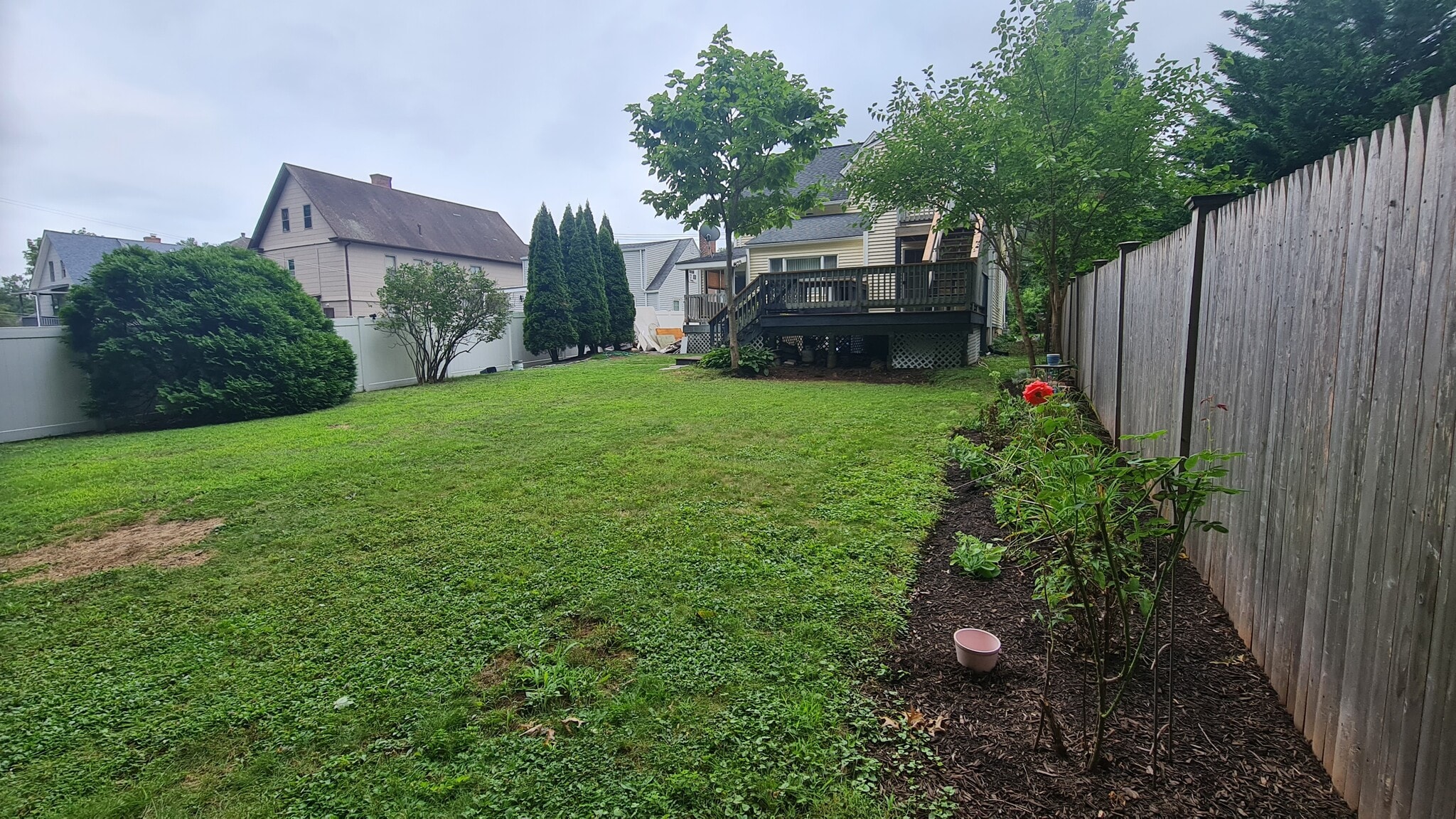 Building Photo - 210 Raymond Rd