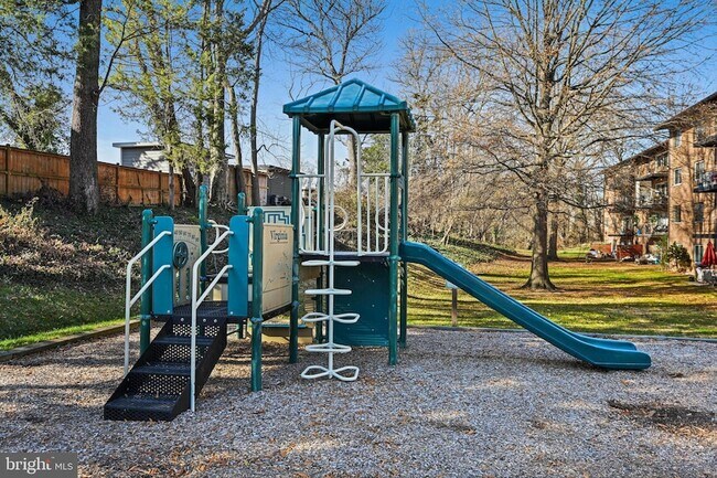 Building Photo - 4106 Mangalore Dr