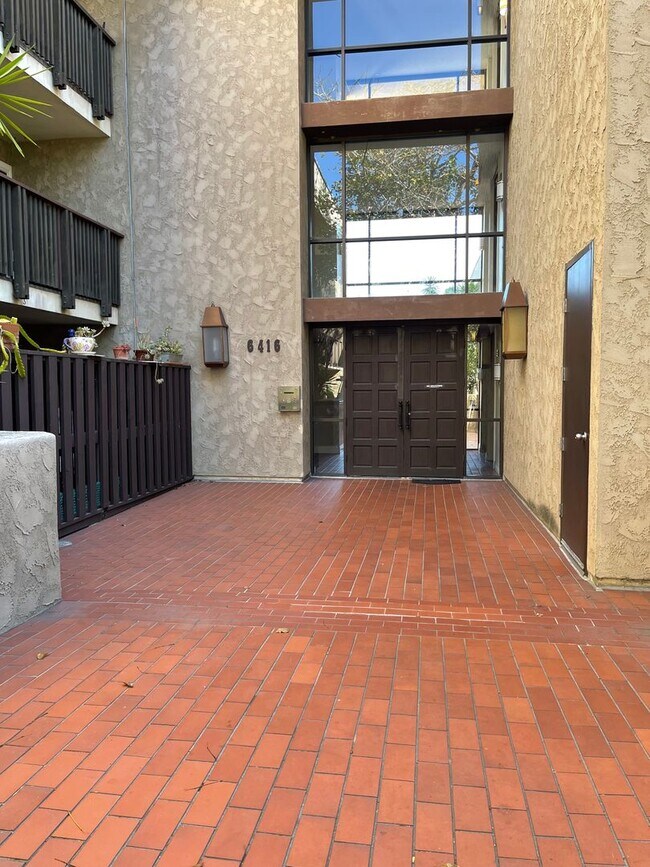 Building Photo - 6416 Friars Rd