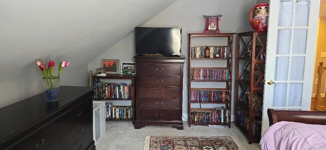 Building Photo - 852 Anthony Rd