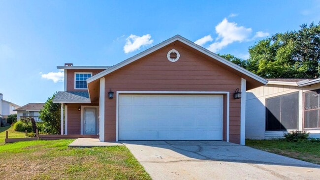 Building Photo - 664 Lake Dexter Cir