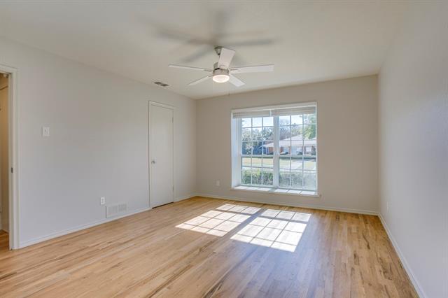 Building Photo - 5473 Anita St