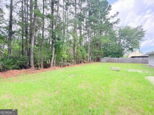 Building Photo - 236 Woodbridge Rd