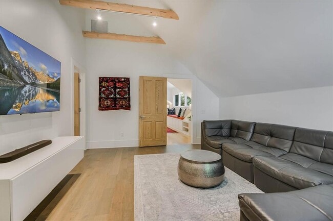 Building Photo - 4914 Rollingwood Dr