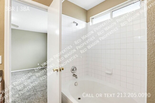 Building Photo - 9139 Laguna Hills
