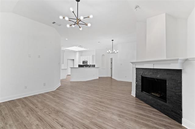 Building Photo - 5919 Vista Glen Ln