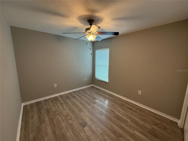 Building Photo - 4819 Summerfield Cir