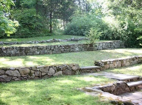 Building Photo - 301 Mill Rd